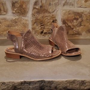 Sofft open toe/heeled ankle booties